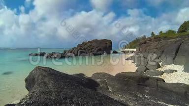 库克群岛黑岩海滩游泳著名地标海礁时间的流逝